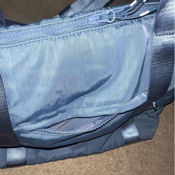 New Fabletics The Everyday Tote Elemental Blue O/S - Picture 11 of 11